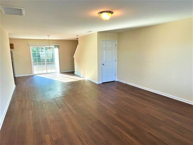 Foto del edificio - 81 Roseberry Cir