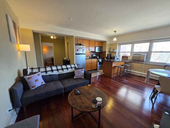 Foto del edificio - 4980 N Marine Dr