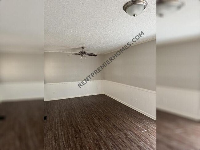 Building Photo - 16 McGovern Dr. Little Rock, AR 72205