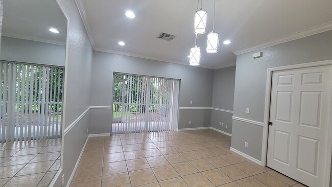 Building Photo - 10077 Lone Cypress St