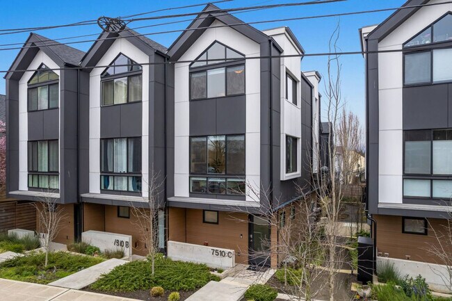 Foto del edificio - 7510 43rd Ave S