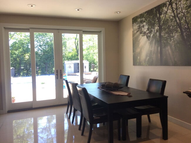 Foto del edificio - 9059 Oneill Dr
