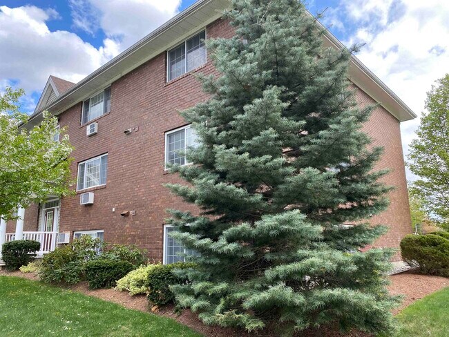 Foto del edificio - 3961 Brown Ave
