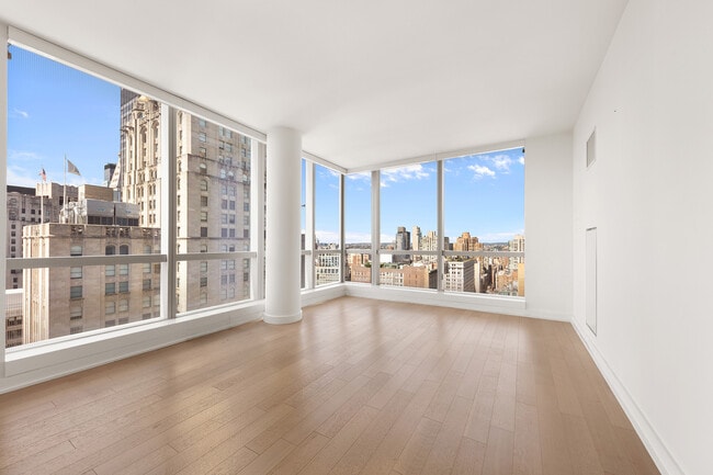 Photo - 400 Park Ave S Apartment