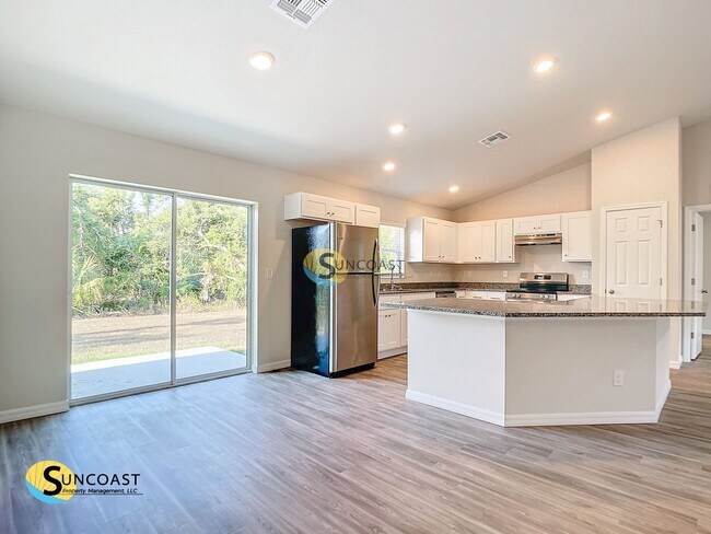 Foto del edificio - 15357 SW 65 Ter Rd