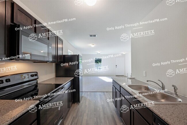 Building Photo - 6145 Choctaw Dr