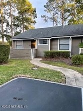 Building Photo - 8437 Long Meadow Cir N