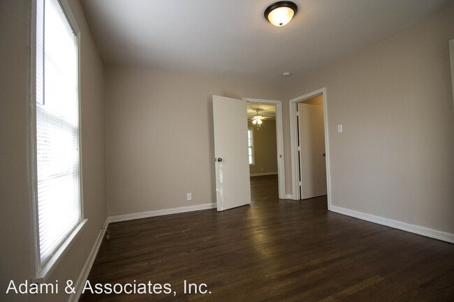 Building Photo - 2 br, 1 bath House - 414 W. Prairie