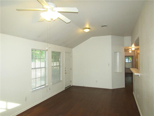 Building Photo - 8507 Apple Carrie Cove