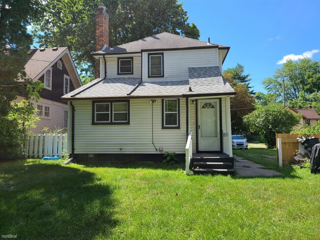 Building Photo - 2 br, 1 bath Duplex - 218 Jones St
