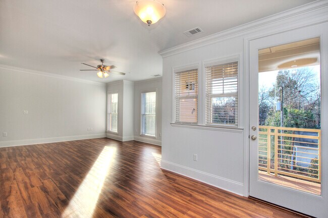 Foto del edificio - 2320 Roswell Ave