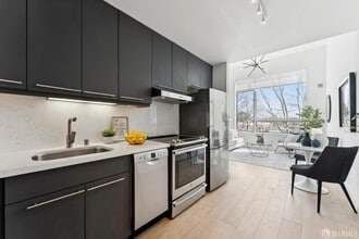 Building Photo - 1510 Park Ave