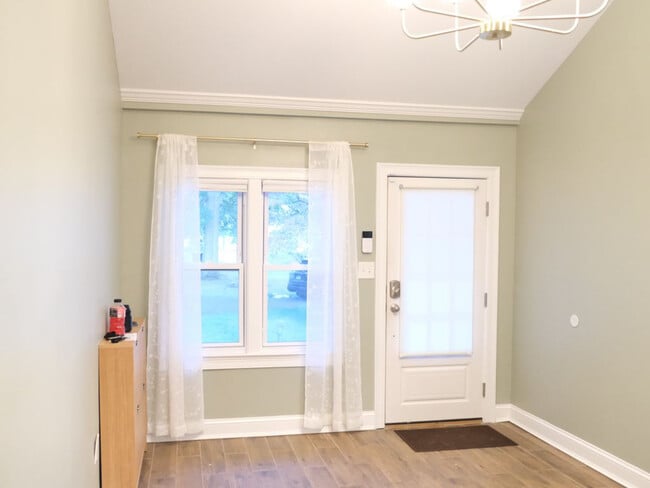 Entry room - 7 Maple Ave