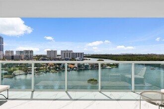 Building Photo - 400 Sunny Isles Blvd