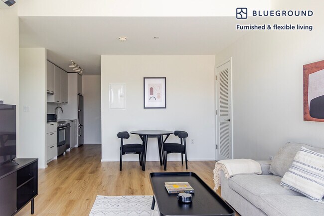 Foto del edificio - 955 Sterling Pl