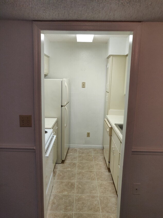 Foto principal - 305 Wymore Rd