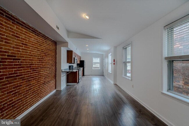 Foto del edificio - 919 S Hanover St