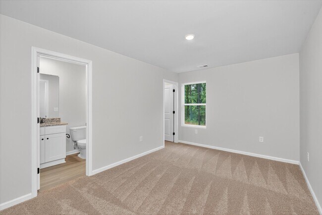 Building Photo - 1322 Principal Featherstone Ave