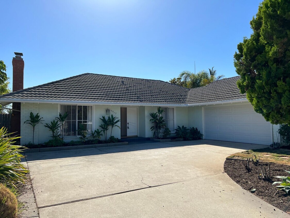 Foto principal - Great Location. 3 Bedroom Home