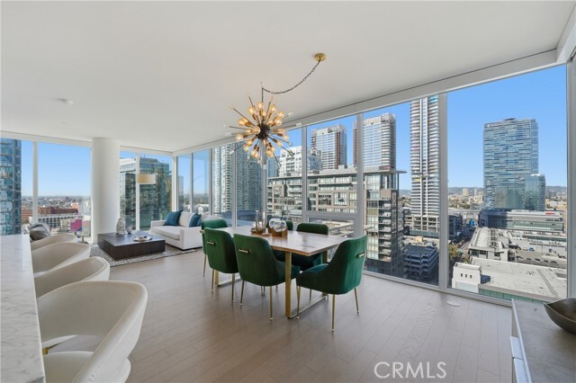 Building Photo - 1050 S Grand Ave