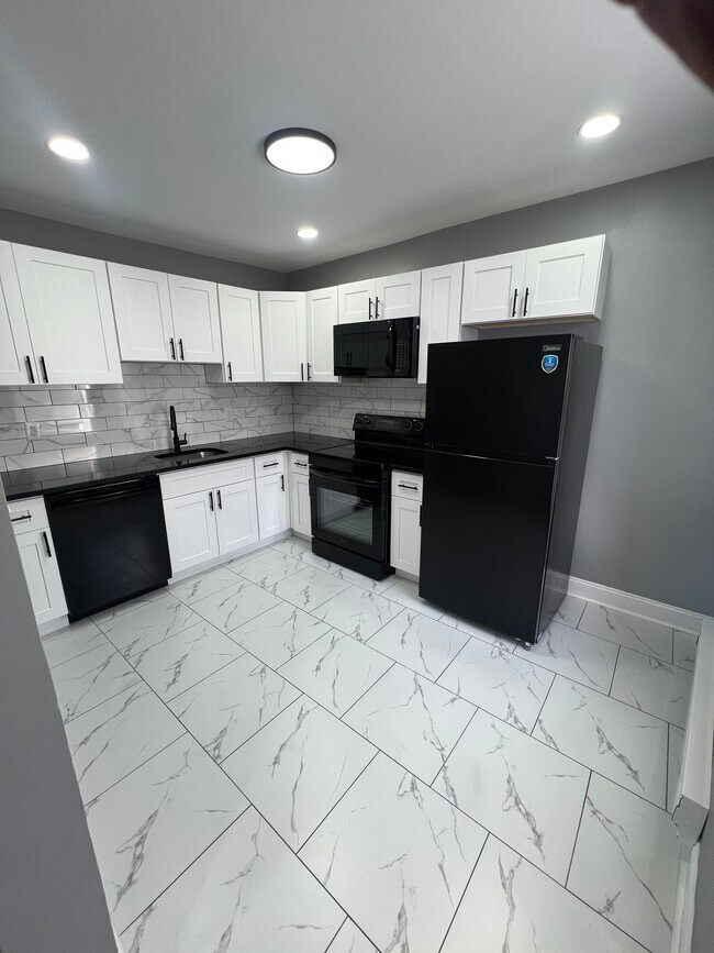 Foto del edificio - 1223 Belmont Ave