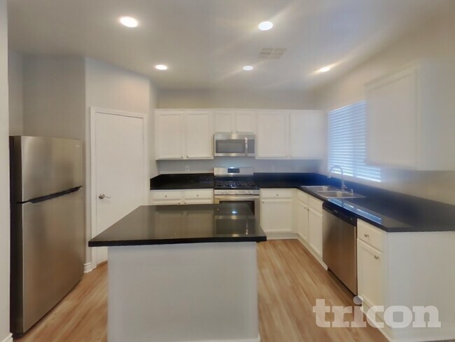 Building Photo - 6754 Cinnabar Coast Ln