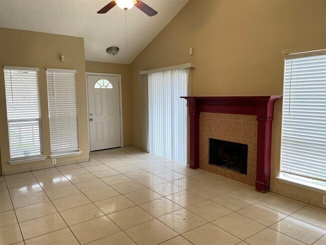 Foto del edificio - 15807 Beechnut St