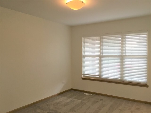 Foto del edificio - 16200 Carlow Cir