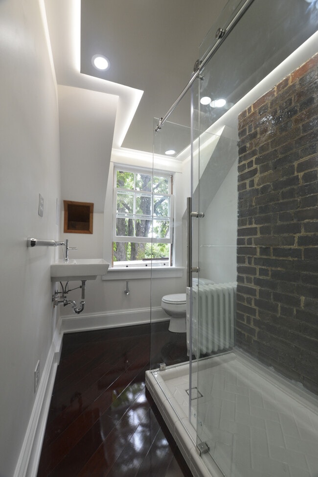 Bath - 47 Winchester St