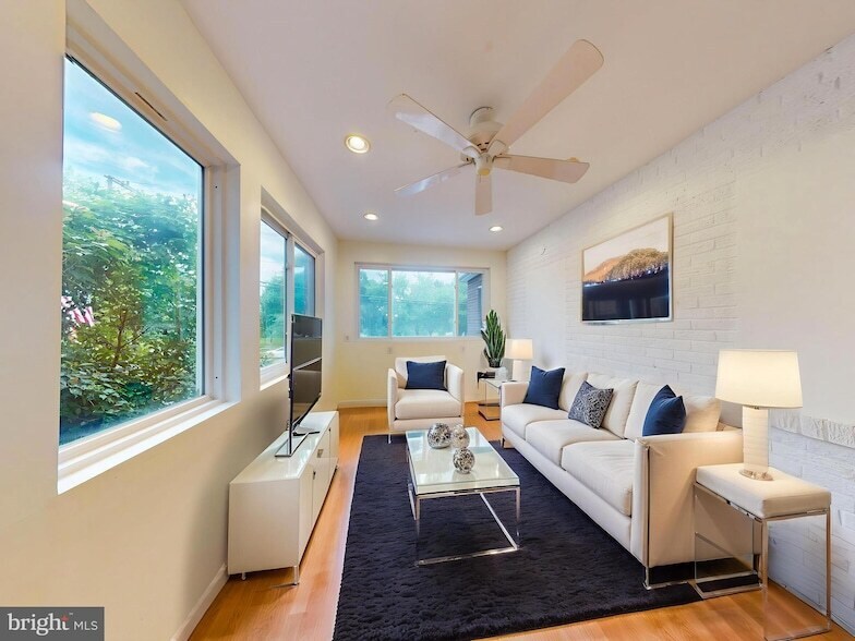Foto principal - 3137 S Glebe Rd
