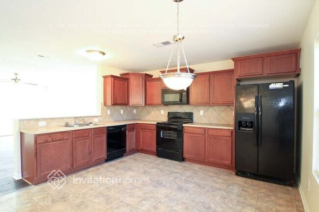 Foto del edificio - 1084 Joselynn Drive