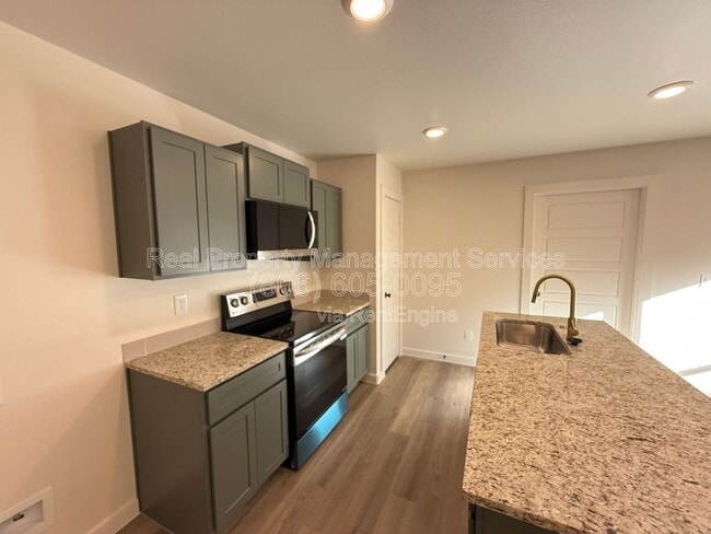 Building Photo - 1324 N Colton Ave