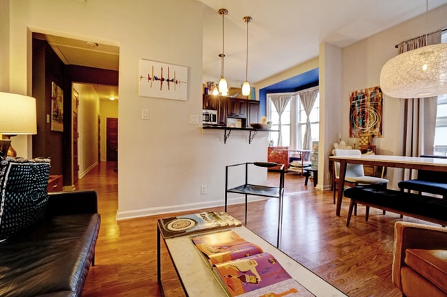 Foto del edificio - 402 N Delaware St