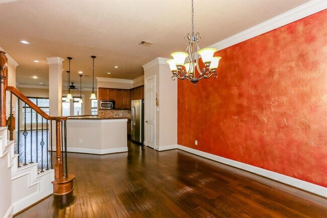 Foto del edificio - 5819 Petty St