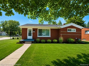 Building Photo - 21307 Le Fever Ave