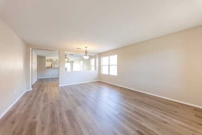 Foto del edificio - 3012 W Running Deer Trail