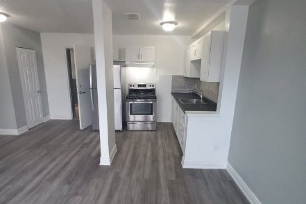 Building Photo - Hamilton Manor Apartments