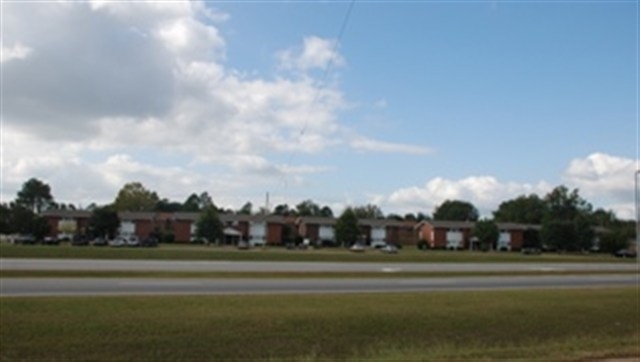 Primary Photo - Shady Grove Apartments