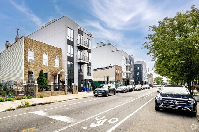 Neighborhood Context - 491 Evergreen Ave