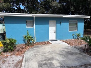 Building Photo - 5393 SE 48th Ave