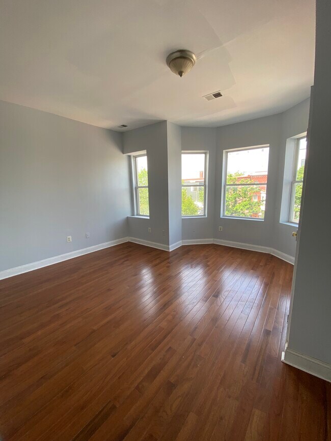 Foto del edificio - 1505 N Capitol St NE
