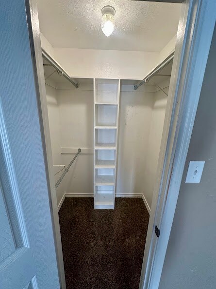 Foto del edificio - 4402 Sanderson Ln