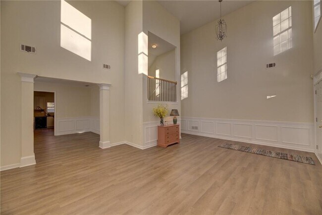 Foto del edificio - 5430 Fieldgate Ridge Dr