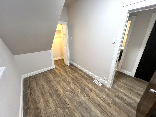 Foto del edificio - 8208 S South Shore Dr