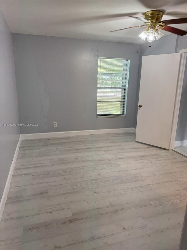 Foto del edificio - 9539 Boca Cove Cir