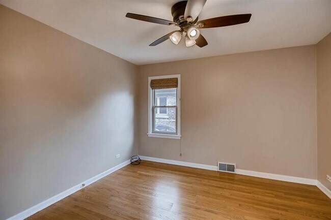 Building Photo - 3137 W 101st St