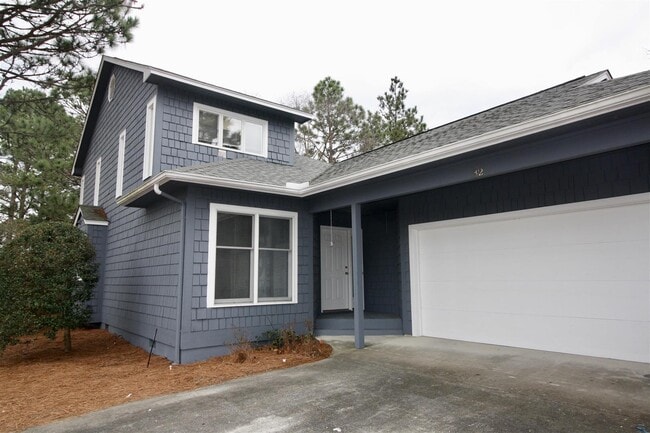 Building Photo - 32 Westlake Pointe Dr
