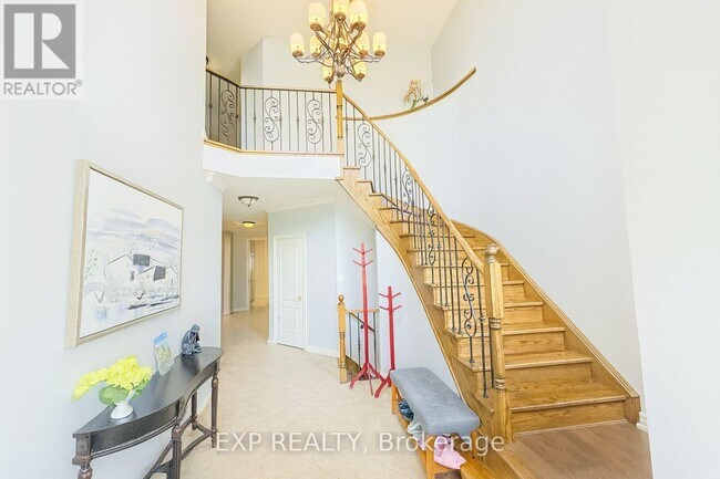 Building Photo - 278 The Bridle Walk