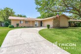 Primary Photo - 4725 South Dr W