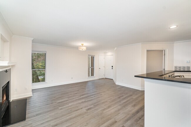 Foto del edificio - 2512 Cranbrook Ln